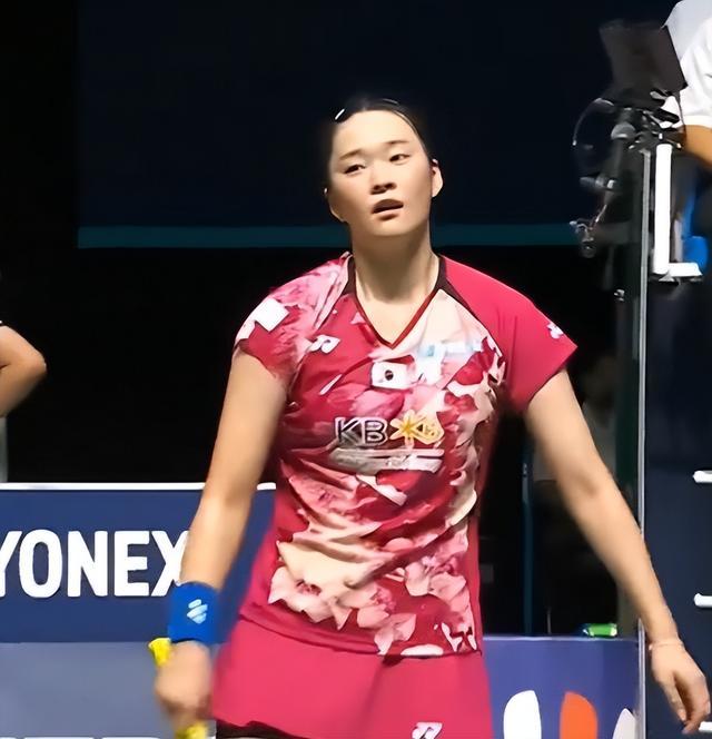 足球趣味漫画 ｜ 阿莫林∶幸福的烦恼...奥纳纳还是巴因德尔？